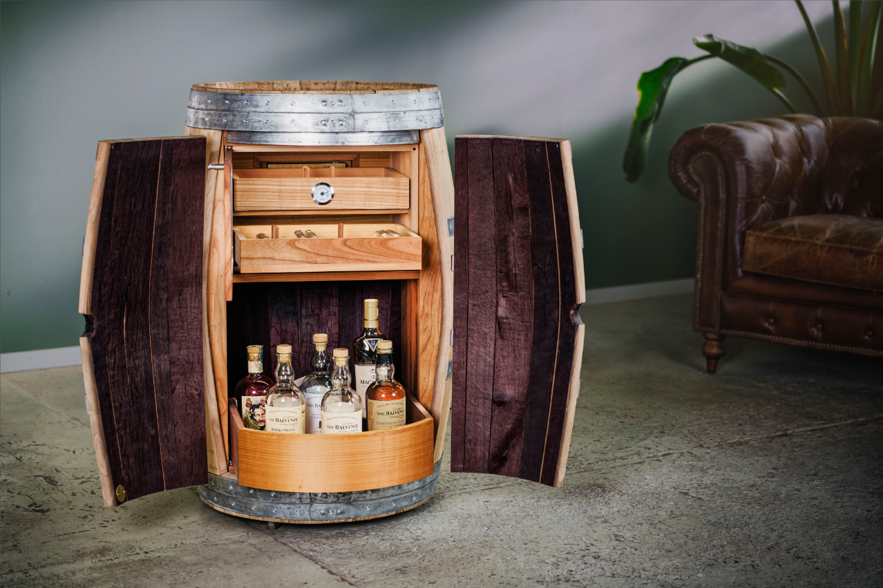 Humidor Barrel Bar-Elevate Your Space with Timeless Craftsmanship